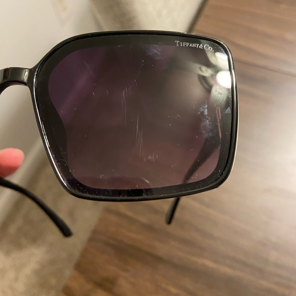 Tiffany & Co. Women’s Trendy Black Square Sunglasses - Picture 4 of 7